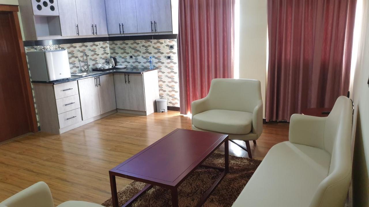 Moonlight Hotel Addis Ababa Dış mekan fotoğraf